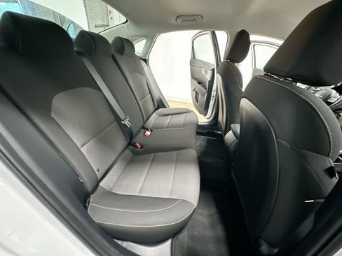 Used 2022 Kia Forte LXS FWD image 22