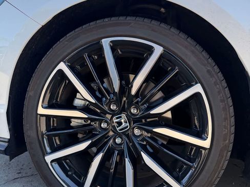 Used 2025 Honda Accord Touring image 23