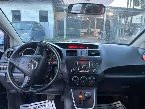 Used 2012 MAZDA MAZDA5 Sport FWD image 5