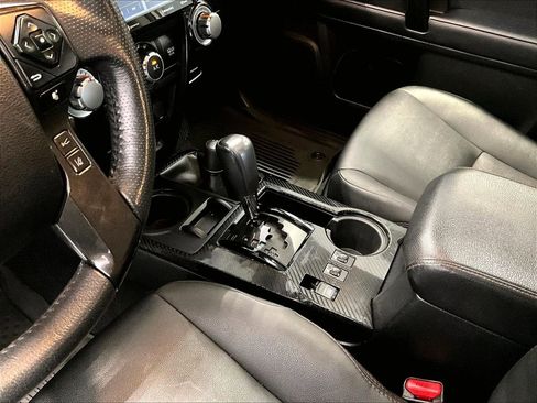 Used 2021 Toyota 4Runner Venture image 14