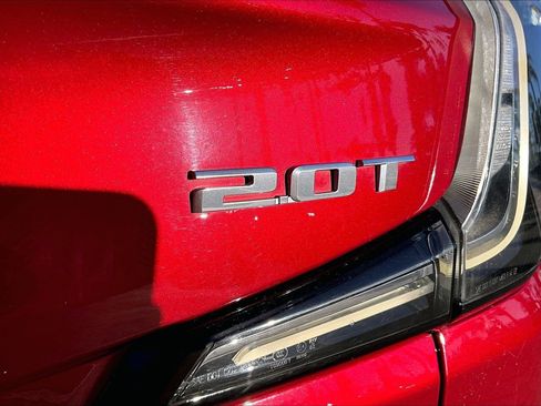 Used 2019 Cadillac XT4 Sport image 8