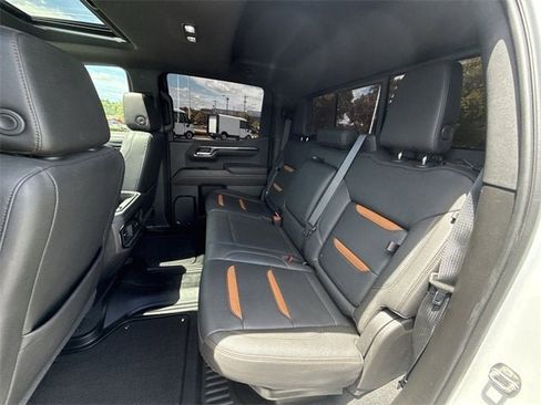 Used 2022 GMC Sierra 1500 AT4 w/ AT4 Premium Package image 26