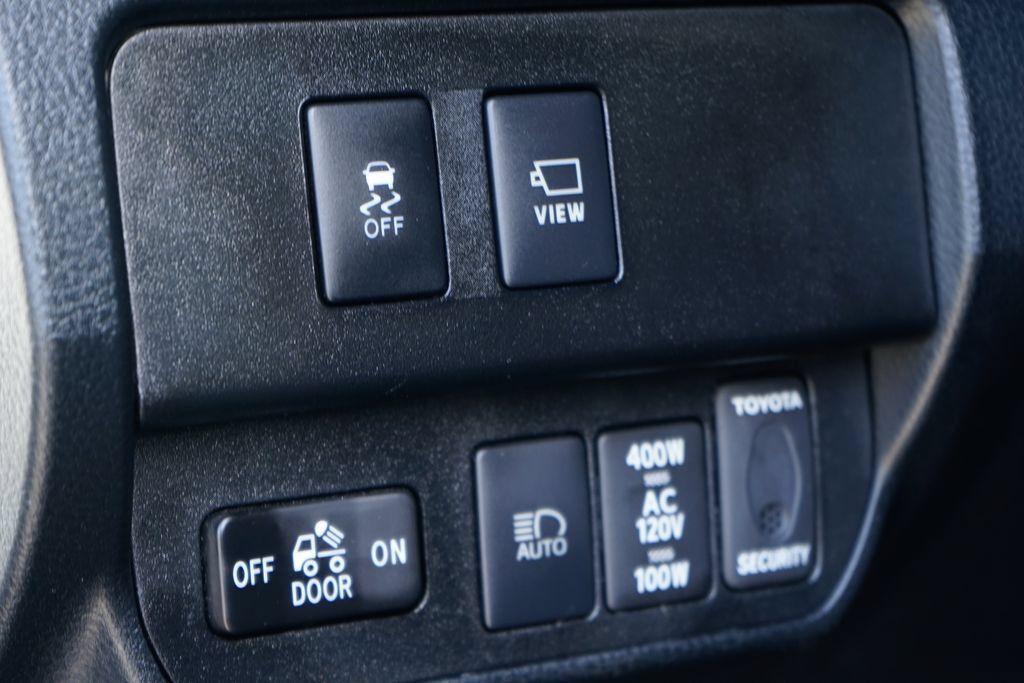 Used 2021 Toyota Tacoma TRD Pro AWD/4WD image 19