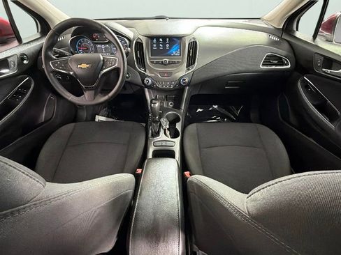 Certified 2017 Chevrolet Cruze LT w/ Convenience Package FWD image 30