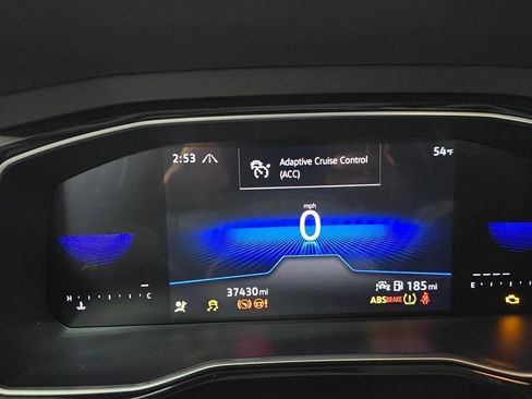 Used 2024 Volkswagen Jetta SE image 11