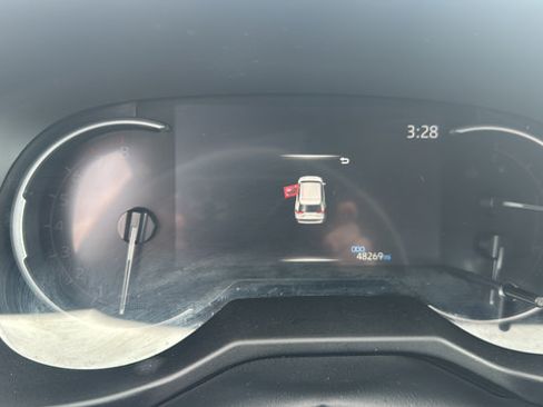 Used 2024 Toyota RAV4 XLE Premium w/ Weather Package AWD/4WD image 18