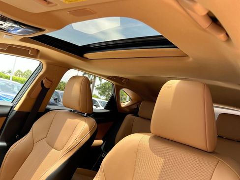 Certified 2025 Lexus NX 250 FWD w/ Accessory Package (2T) image 18