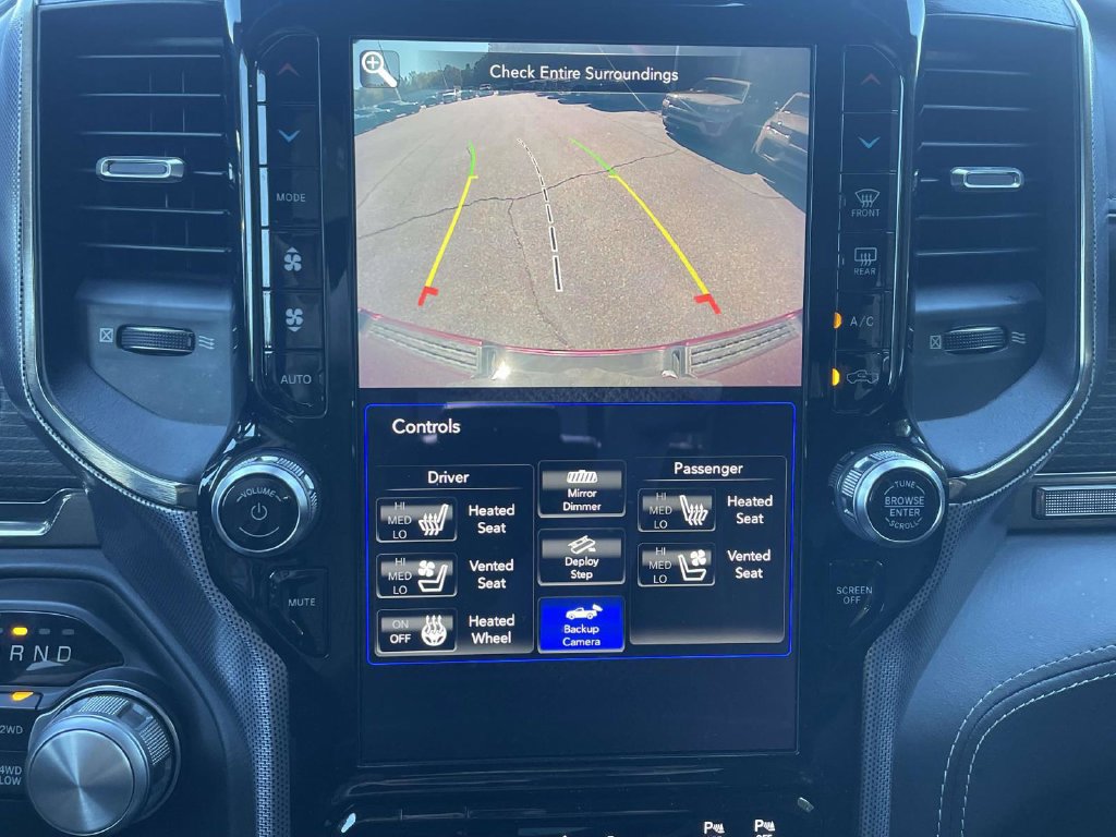 Used 2019 RAM 1500 Limited w/ Body Color Bumper Group AWD/4WD image 32