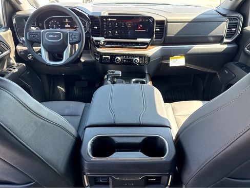New 2026 GMC Sierra 1500 Elevation w/ Elevation Premium Package AWD/4WD image 11