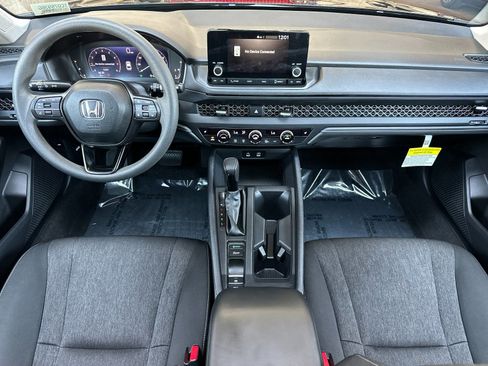 Used 2023 Honda Accord EX image 14