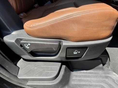 Used 2019 Subaru Ascent Touring AWD/4WD image 52