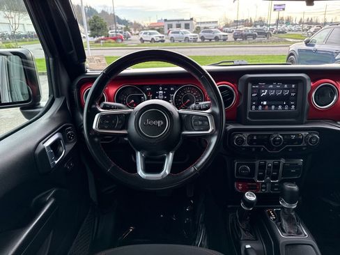 Used 2021 Jeep Wrangler Unlimited Rubicon image 25