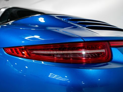 Used 2015 Porsche 911 Targa 4S image 32