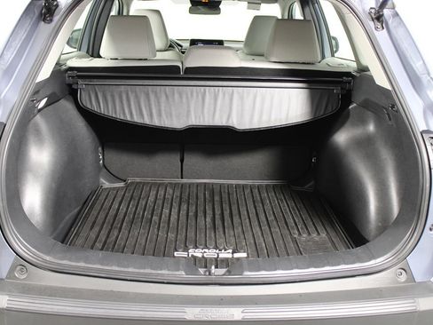 Used 2025 Toyota Corolla Cross L FWD image 25