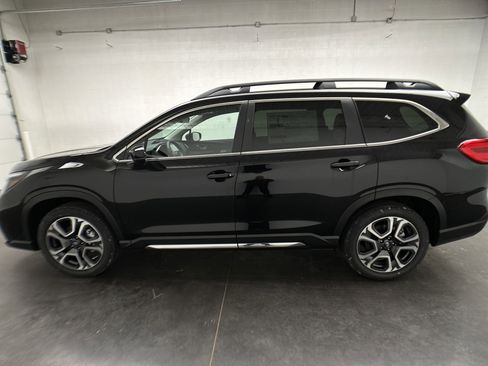 New 2026 Subaru Ascent Limited image 5