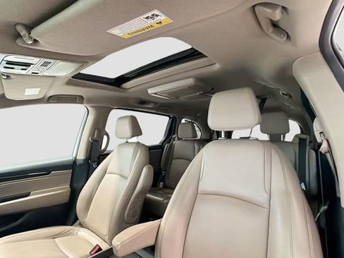 Used 2023 Honda Odyssey Touring image 20