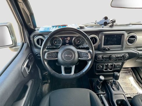 Used 2019 Jeep Wrangler Unlimited Sahara AWD/4WD image 26
