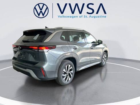 New 2026 Volkswagen Tiguan S FWD image 8