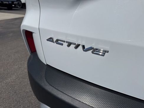 Used 2025 Ford Escape Active AWD/4WD image 27
