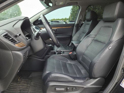 Used 2018 Honda CR-V Touring image 6