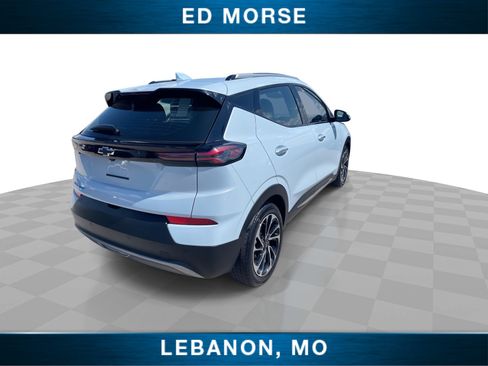 Certified 2023 Chevrolet Bolt EUV Premier w/ Sun & Sound Package FWD image 8