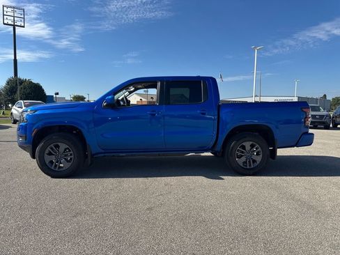 New 2026 Nissan Frontier SV w/ SV Convenience Package image 2