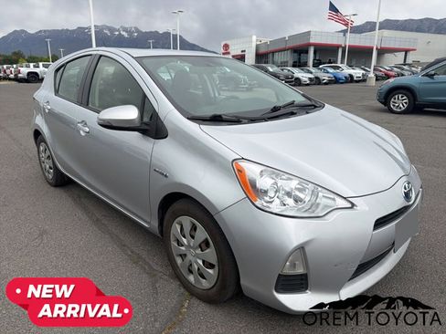 Used 2013 Toyota Prius C Two FWD image 16