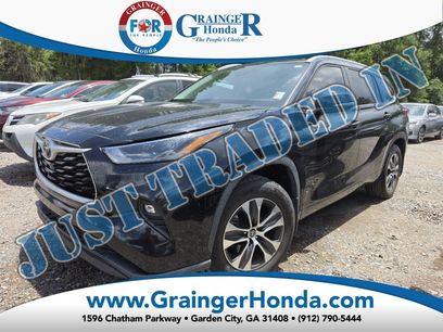 Used 2023 Toyota Highlander XLE
