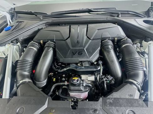 Certified 2026 Genesis GV70 3.5T Sport Advanced AWD/4WD image 31