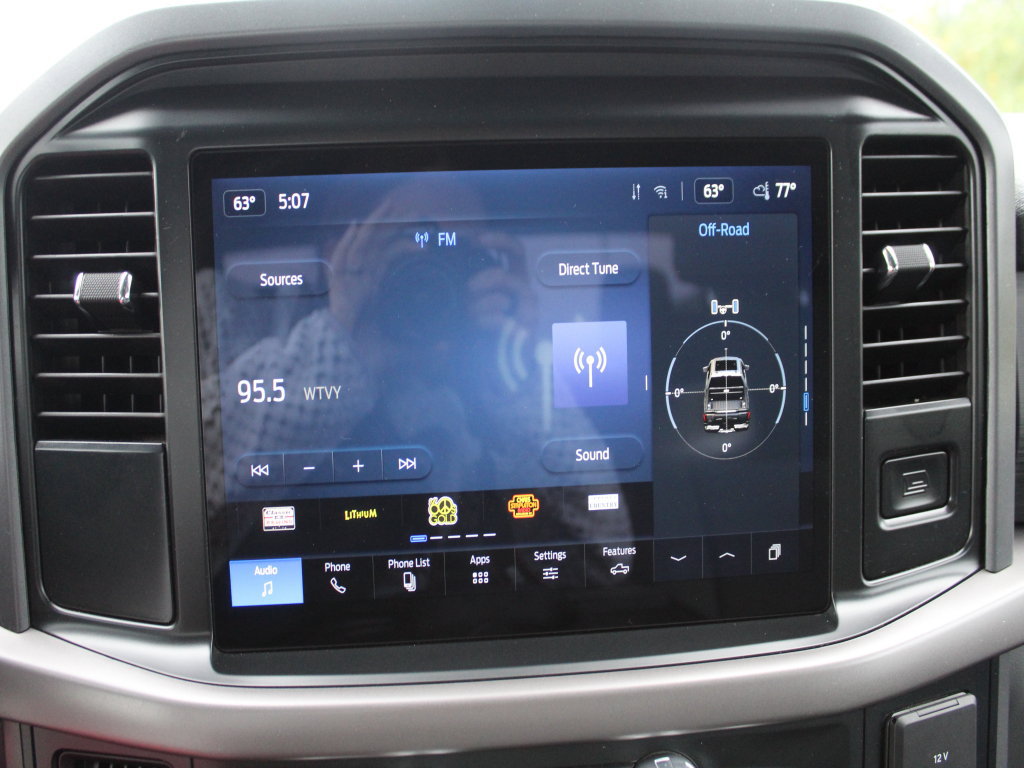 Used 2025 Ford F150 XLT w/ Equipment Group 301A Standard AWD/4WD image 13