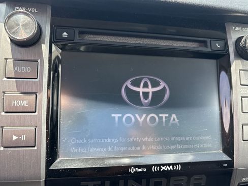 Used 2014 Toyota Tundra SR5 w/ SR5 Upgrade Package RWD image 18