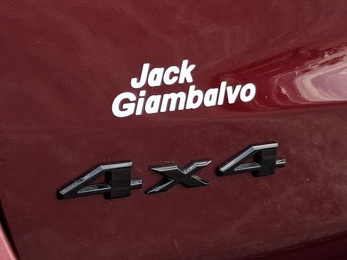 Used 2019 Jeep Grand Cherokee Altitude AWD/4WD image 34
