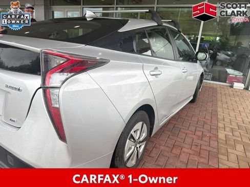 Used 2016 Toyota Prius Two FWD image 5