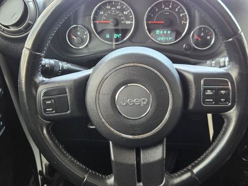 Used 2018 Jeep Wrangler Unlimited Sport S AWD/4WD image 25
