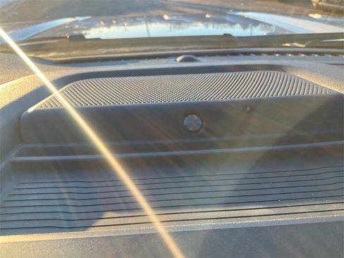 Used 2024 Ford F450 Platinum w/ FX4 Off-Road Package image 32