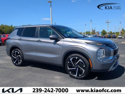 Used 2023 Mitsubishi Outlander SE