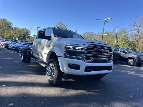 New 2026 RAM 5500 Laramie w/ Laramie Trim Package image 23