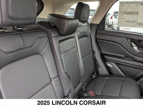 New 2025 Lincoln Corsair Grand Touring w/ Equipment Group 302A AWD/4WD image 13