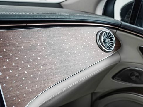 Certified 2023 Mercedes-Benz EQS 450+ SUV image 18