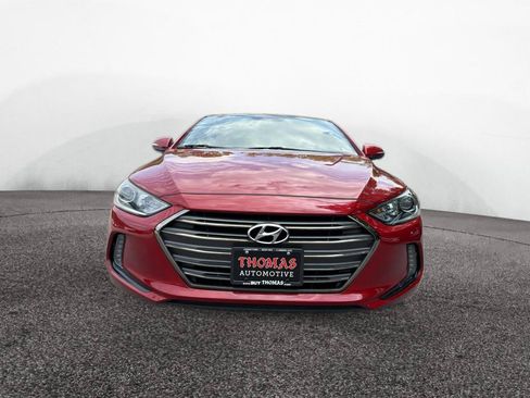 Used 2017 Hyundai Elantra Limited FWD image 2