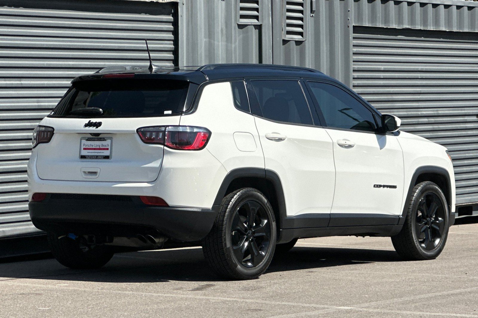 Used 2019 Jeep Compass Latitude FWD image 8