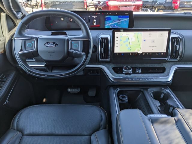 Used 2025 Ford Expedition Tremor AWD/4WD image 15