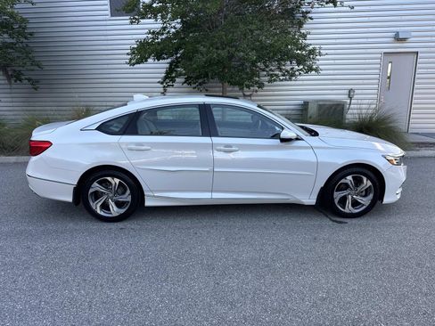 Used 2018 Honda Accord EX-L image 5