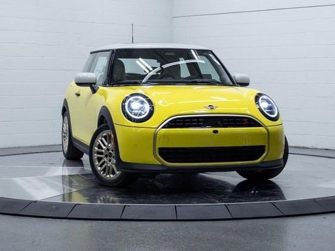 New 2026 MINI Cooper S image 3