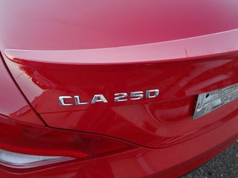 Used 2014 Mercedes-Benz CLA 250 4MATIC image 10