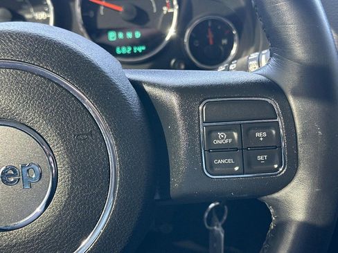 Used 2018 Jeep Wrangler Unlimited Sport S image 22