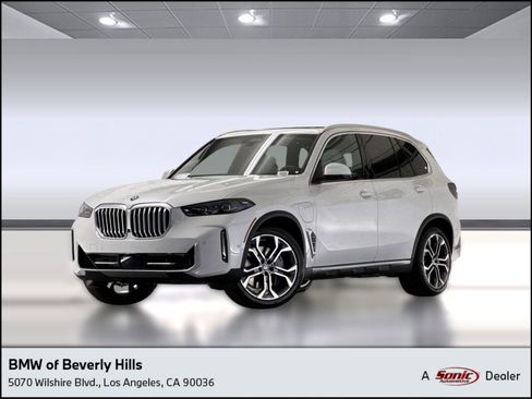 Used 2026 BMW X5 xDrive50e w/ Premium Package AWD/4WD image 1