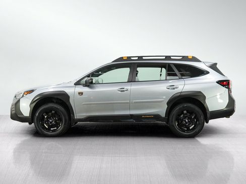 Used 2022 Subaru Outback Wilderness w/ Wilderness Package AWD/4WD image 2