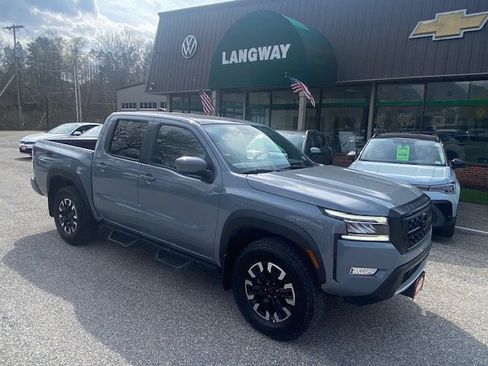 Used 2024 Nissan Frontier PRO-4X w/ Pro Convenience Package image 1