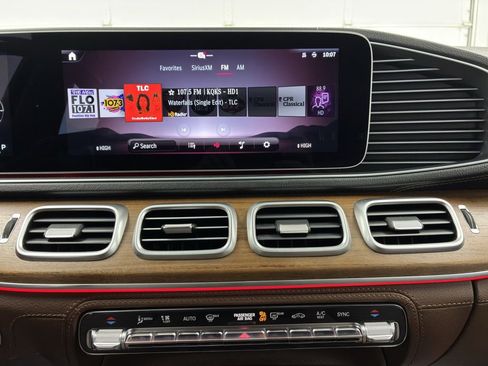 Used 2024 Mercedes-Benz GLE 450 4MATIC image 27